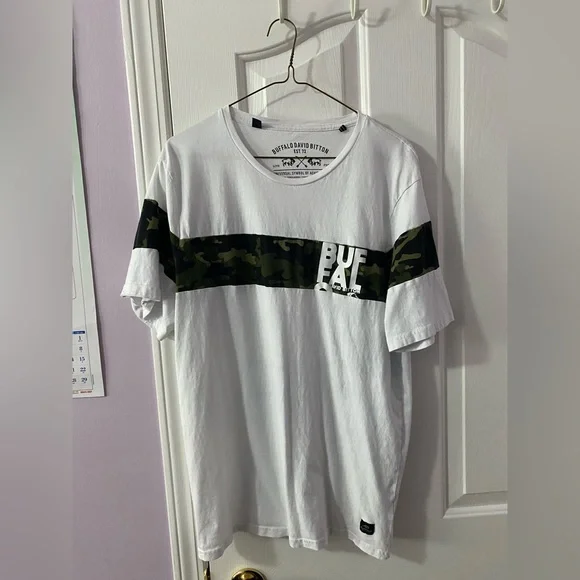 BUFFALO David Bitton | camo-print graphic tshirt | mens size xl - Picture 2 of 2